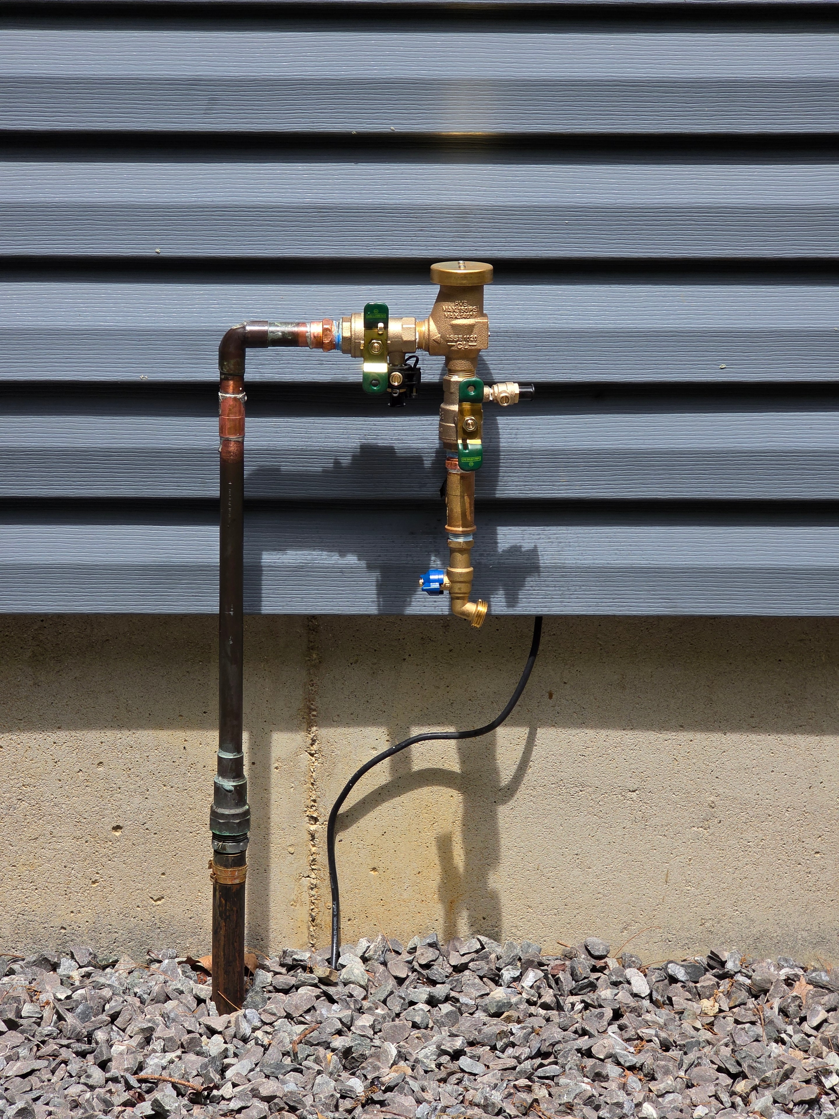 Brass valve and copper pipe assembly